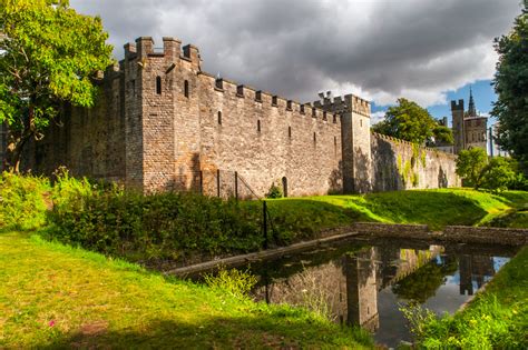 Castles in Wales - Cardiff Castle Photos