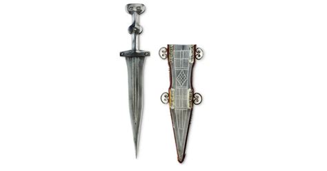 Roman Weapons | Ancient Roman Weapons | DK Find Out