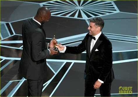 Kobe Bryant Is an Oscar Winner - Watch His Acceptance Speech!: Photo ...