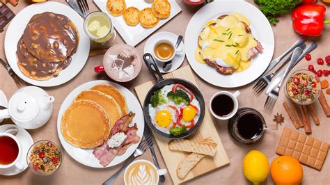 Israeli breakfast, cafés, and coffee kiosks to start the morning