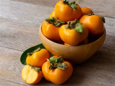 17 Types of Persimmons (Different Varieties) - Insanely Good