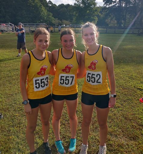 Gloucester, Mathews XC compete in weekend invitational - Gazette Journal