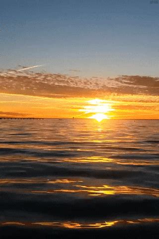 Sunset GIFs - Find & Share on GIPHY