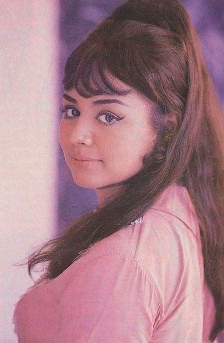 Actress Farida Jalal | Veethi