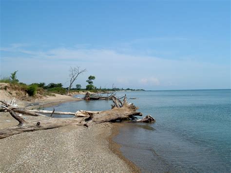 illinois_beach_state_park_lakefront - When In Your State