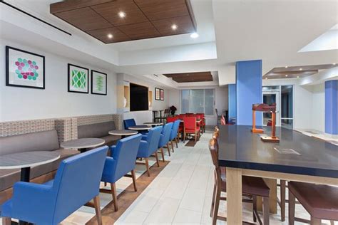 HOLIDAY INN EXPRESS & SUITES ELK GROVE WEST I-5, AN IHG HOTEL $143 ($̶1̶6̶3̶) - Prices & Reviews ...