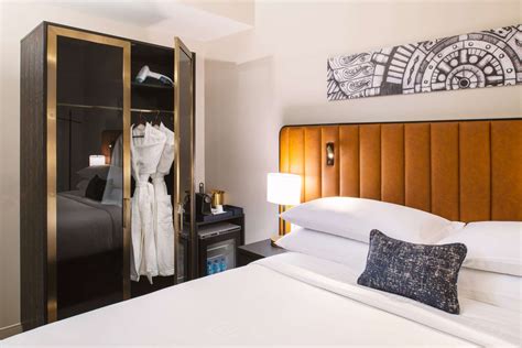 Best Hotels For a Staycation in Chicago | UrbanMatter