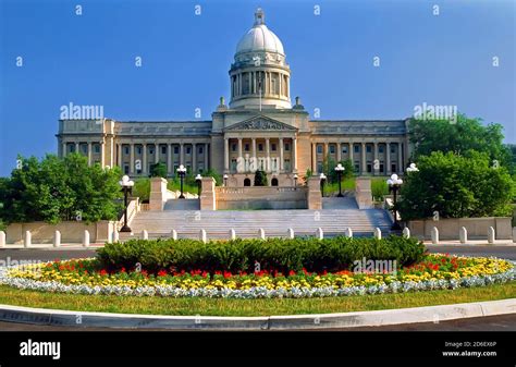 Frankfort Kentucky KY- State Capitol Building Stock Photo - Alamy