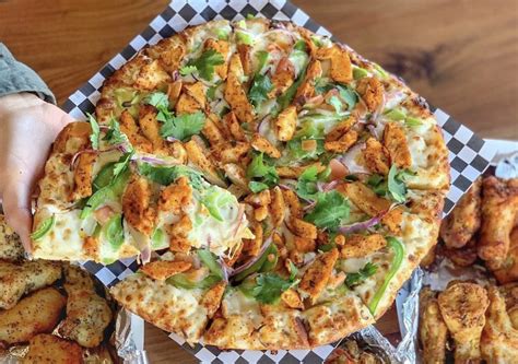 Curry Pizza House Aims for 27 Locations in Western U.S. - PMQ Pizza