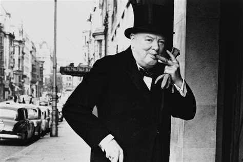 Winston Churchill's bachelor flat: former Prime Minister's Mayfair home is for rent for £1,500 a ...