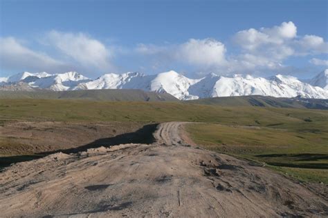 Follow the Silk Road - 10 days in Kyrgyzstan and Uzbekistan