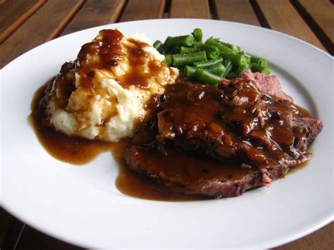 Roast Beef, Mashed Potatoes and Gravy. Roast Beef And Mashed Potatoes, Roast Beef Gravy, Best ...