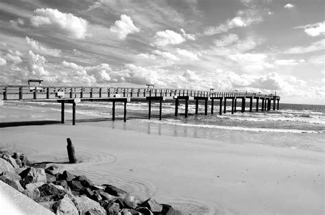 St. Augustine Beach Fishing Pier Free Stock Photo - Public Domain Pictures