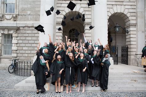 Graduates - Trinity Careers Service, Trinity Teaching and Learning - Trinity College Dublin