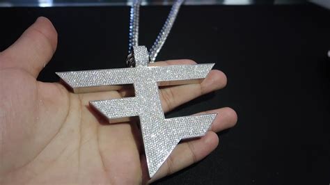 FaZe GLD Pendant + Chain Unboxing [READ PINNED COMMENT] - YouTube