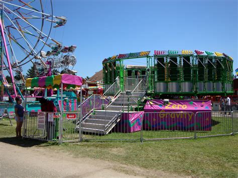 Rainbow Valley Rides Zero Gravity Carnival Ride, Lincoln C… | Flickr