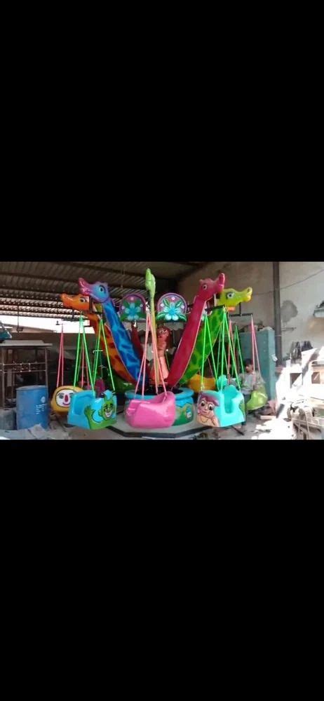 Iron Flying Chair Amusement Ride, Capacity: 12 To 16 Seater at Rs ...