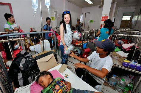 I Love General Santos City, Philippines!: Pediatric ward patients get gifts