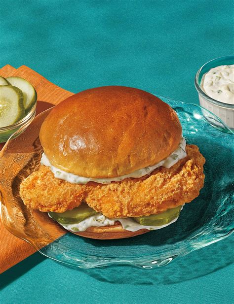 Popeyes Brings Back Premium Flounder Fish Sandwich - Canada Takeout