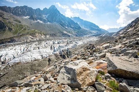 How to Hike to Argentière Glacier | Chamonix, France – Earth Trekkers