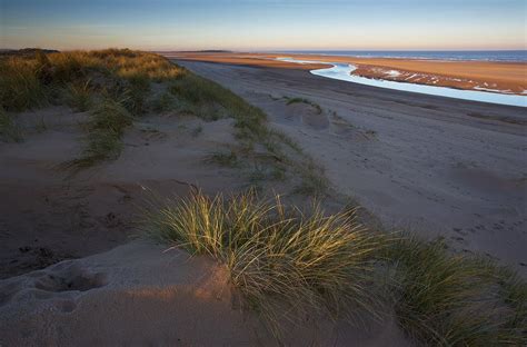 The beautiful Holkham Bay on the North Norfolk Coast of England | Norfolk coast, Beautiful ...