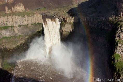 Palouse Falls Viewpoint and Campground in Palouse Falls State Park ...