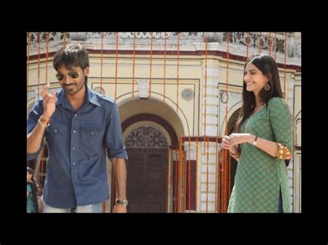 Raanjhanaa Movie Review | Raanjhanaa Film Review | Raanjhanaa Review ...