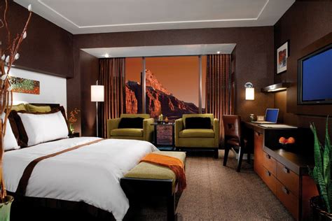 Las Vegas Travel Guide & Tips | Condé Nast Traveler