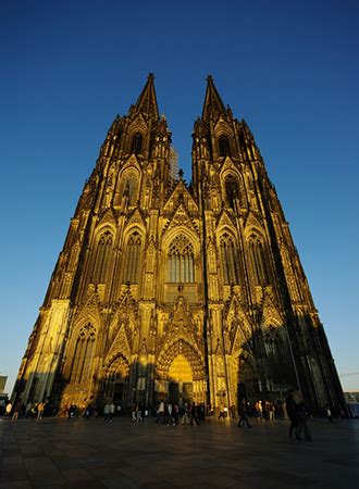 Cologne Cathedral Facts & Construction | Study.com