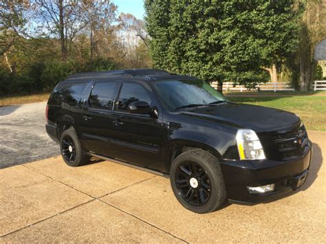 Cadillac Escalade Hybrid Test Drive Review - CarGurus