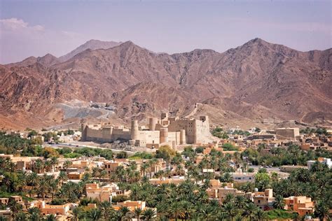 Bahla Fort a UNESCO World Heritage Site Bahla Oman - [2048 x 1367] via Classy Bro | World ...