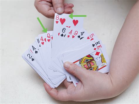 4 Ways to Do a Really Easy Card Trick - wikiHow