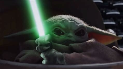 Watch Baby Yoda fight Darth Sidious in this hilarious Mandalorian fan ...