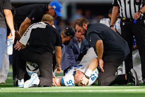 Aidan Hutchinson injury update: Lions DE broke tibia vs. Cowboys, having immediate surgery ...