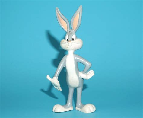 LOONEY TUNES PVC TOY FIGURE BUGS BUNNY 2001 WARNER BROS – Boonsart shop