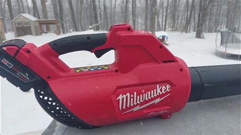 Milwaukee M18 Gen 1 Blower vs. The Snow 🌨️ - YouTube