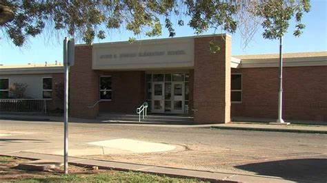 Enrollment For Two Grades Closed at Bonham Elementary School in Midland | newswest9.com