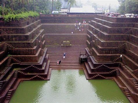 Panoramio - Photo of Peralassery Sri Subrahmanya Temple Pond | Luoghi ...