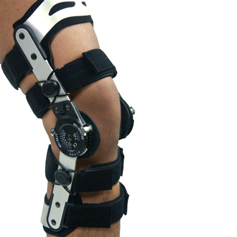 ACL Hinged Knee Brace - WestMed Global