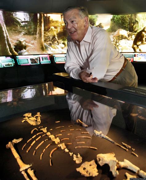 Researchers Remember Discovery of Lucy Skeleton