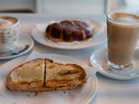 Breakfast in Portugal: What's Portuguese Breakfast like?