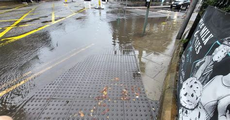 Flooding at busy Edinburgh junction causing 'danger to those with mobility issues' - Edinburgh Live