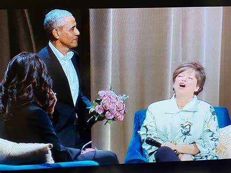 Valerie Jarrett on Twitter: "So much fun to surprise the audience with ⁦@BarackObama⁩ walking on ...