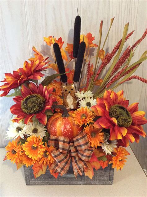 49 Easy Fall Centerpiece Design Ideas That You Can Do In a Minute | Fall floral arrangements ...