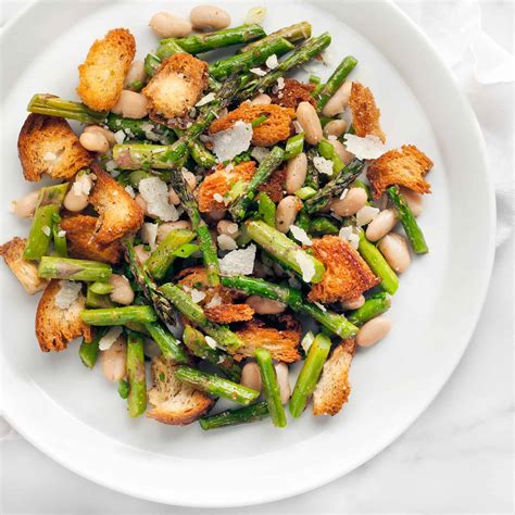 Asparagus Cannellini Bean & Sourdough Salad | Last Ingredient