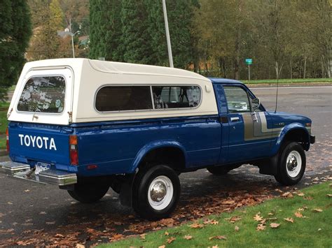 1980 Toyota Pickup 4x4 SR5 Standard Cab Pickup 2-DR 2.2L 101k Orig Miles 1'Owner