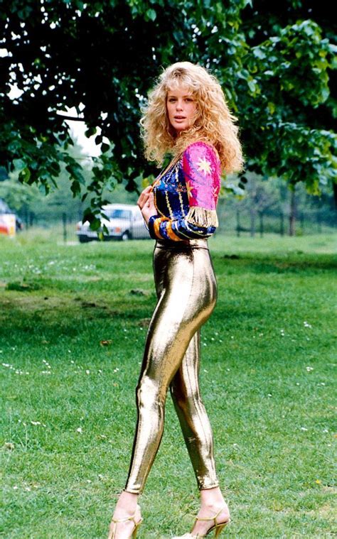 Leggings: The Huge Fashion Trend of Women in the 1980s | 80s fashion ...