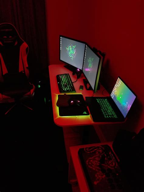 Just bought a house! Razer room started! : r/razer