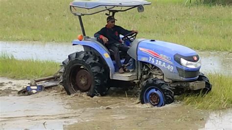 MESIN TRAKTOR MODERN PEMBAJAK SAWAH TERCEPAT DAN TERCANGGIH DI DUNIA - YouTube