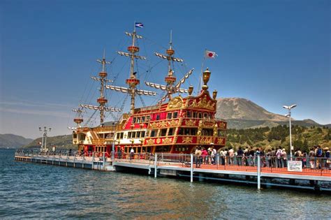 Bateau de pirate de Hakone photo stock. Image du asie - 19703366